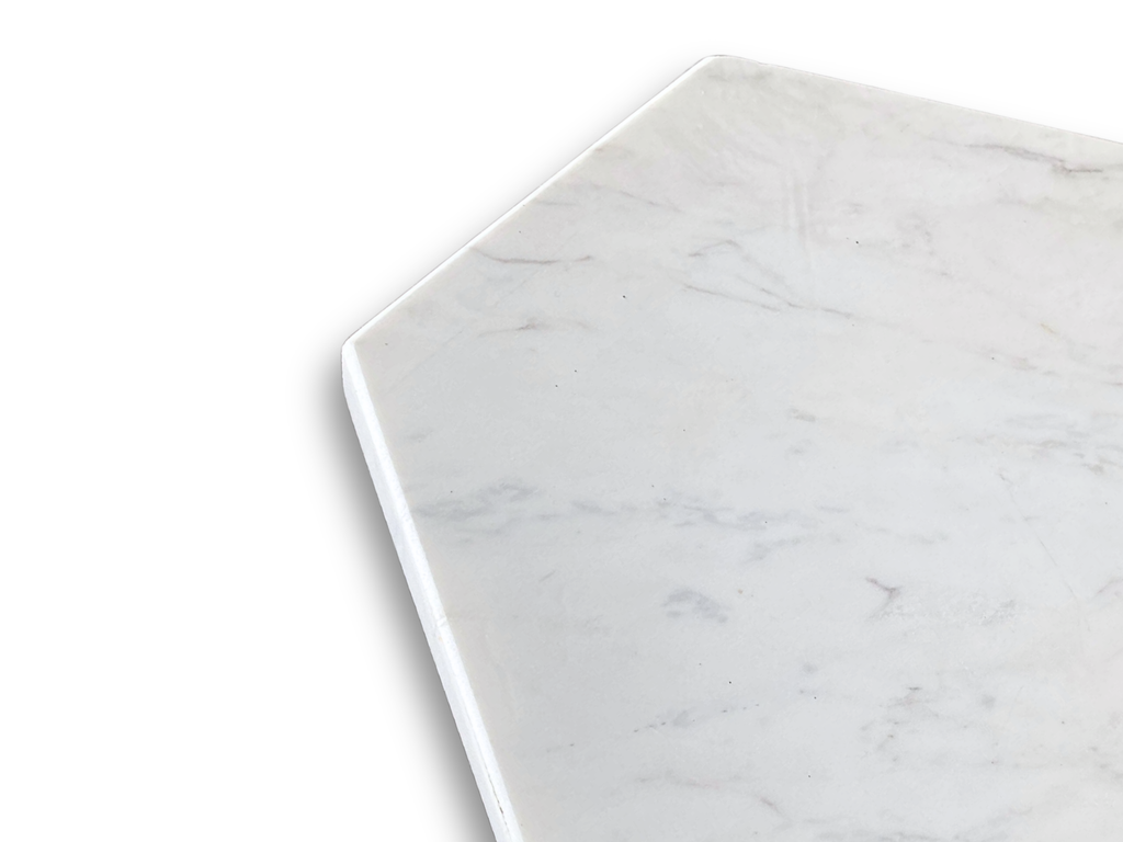Tabla de servicio Hexagonal Mármol Blanco Volakas